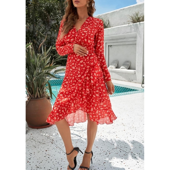 LAST ONE! Plus Size CHLOE Long Sleeve Printed Dress With Ruffles - Picture 7 of 8